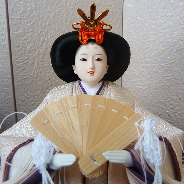 雛のお顔