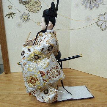 古都の雅を現代に伝える西陣織 立雛飾りの画像