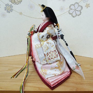 古都の雅を現代に伝える西陣織 立雛飾りの画像