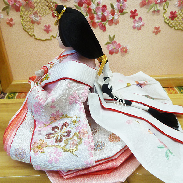道翠作 金彩衣裳着芥子親王 総桧造り収納飾りの画像