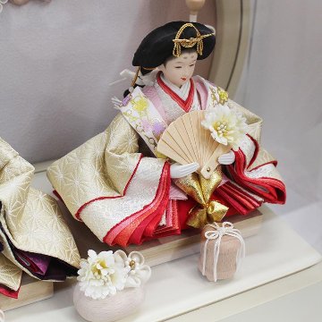 雛人形 円型アクリルケース飾り つまみ細工の画像