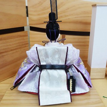 嘉祥作 小三五金彩衣裳着親王 白木造り平飾り の画像