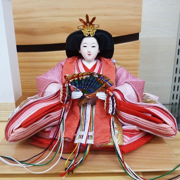 嘉祥作 小三五金彩衣裳着親王 白木造り平飾り の画像