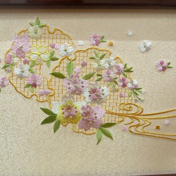 平安豊久 芥子白金衣裳着親王ワイン塗り収納飾り の画像
