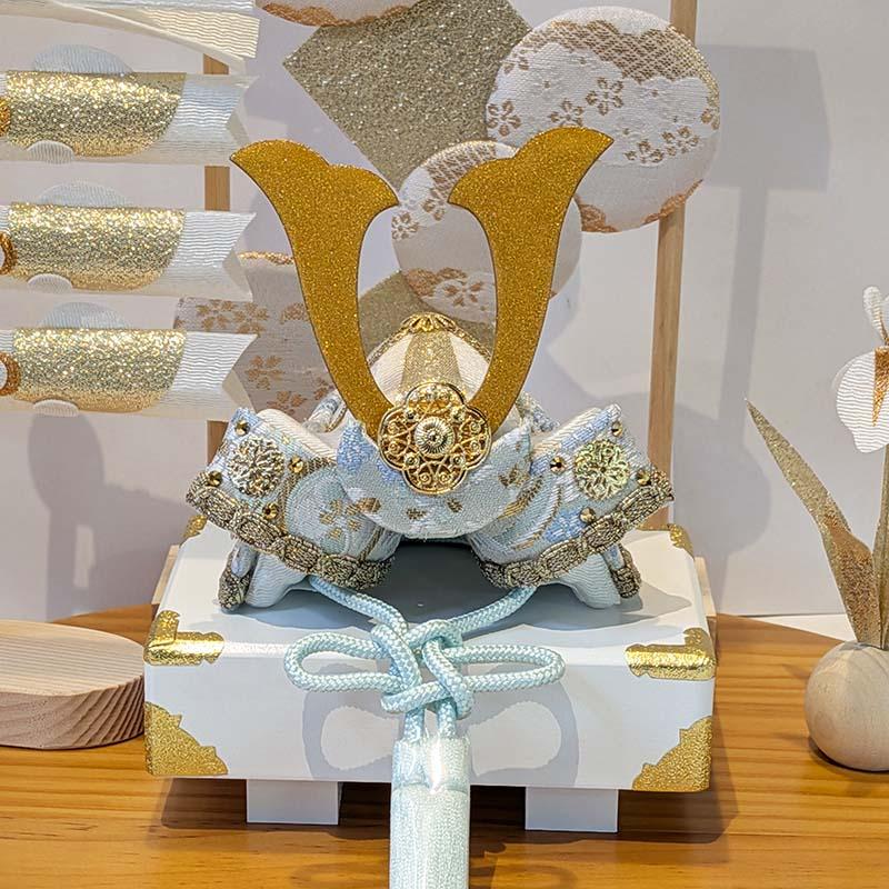 五月人形 コンパクト リュウコドウ （龍虎堂）白藍兜飾りセット 2-551