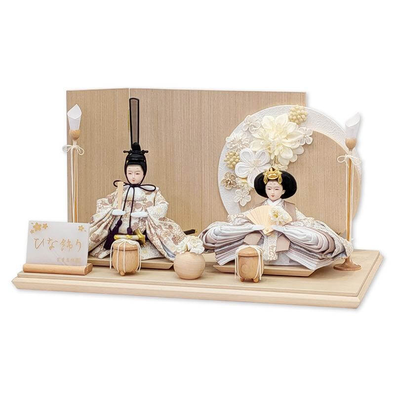 おしゃれでコンパクトな雛人形親王飾り