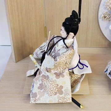 宝童監修 胡桃（ナチュラル）平飾り カブセケース付きの画像