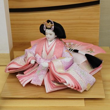 恵翠作 刺繍金襴親王 白木造り平飾り の画像