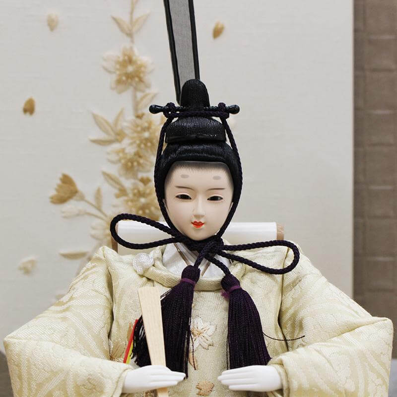 美しい石膏頭のお殿さまのお顔画像