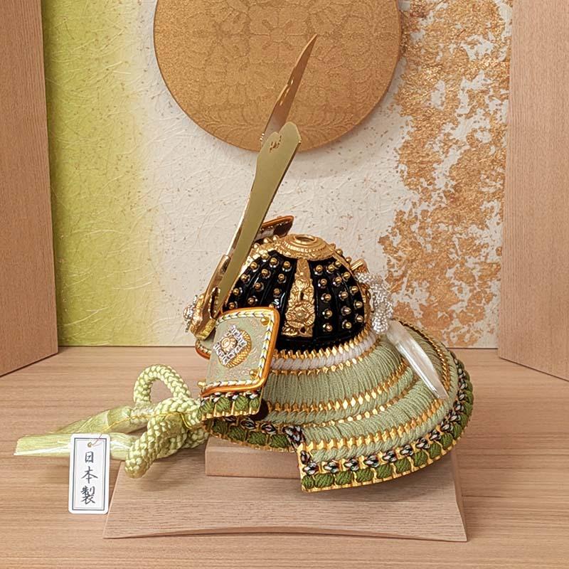平安豊久作 8号 凪 本鋲合せ鉢兜 平飾り照明付きの画像