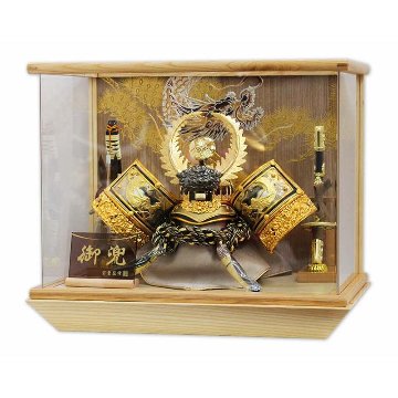 五月人形 徳川家康 兜ケース飾り 8号 宝童作 金徳川兜 白木パノラマ