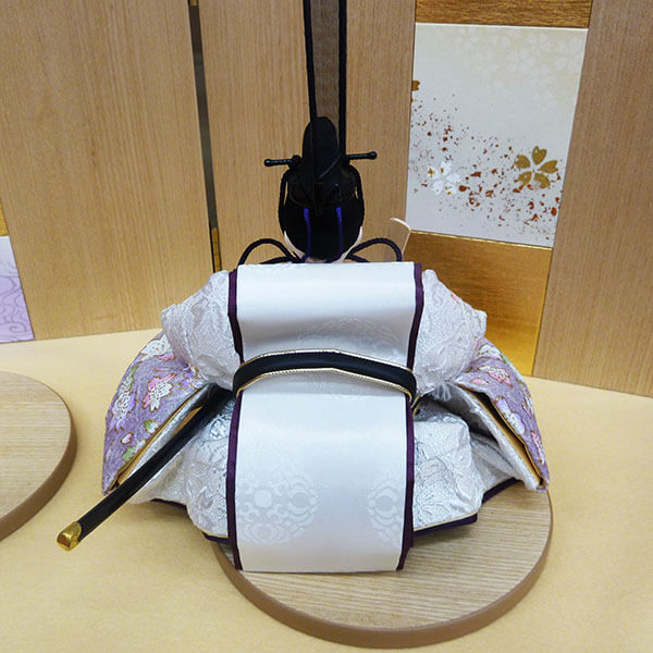 殿の束帯衣裳