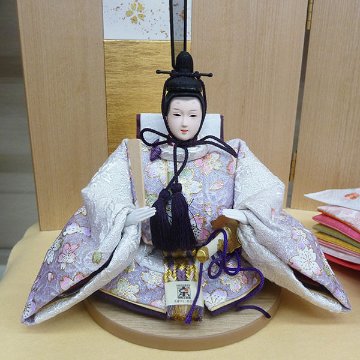 嘉祥作 金彩金襴衣裳着親王 家具調収納飾りの画像