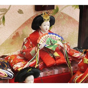 コンパクトでモダンな芥子五人六角雛人形ケース飾り　オルゴール付き画像