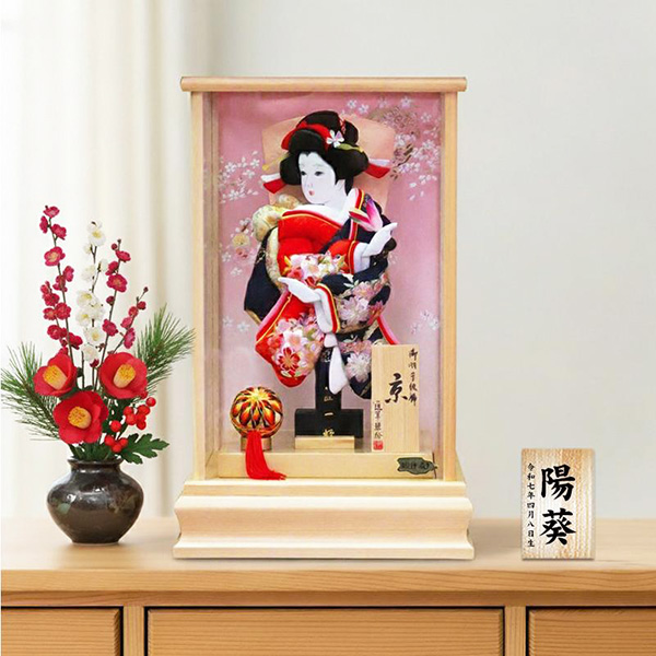 8号刺繍振袖羽子板　総桧造りケース飾り