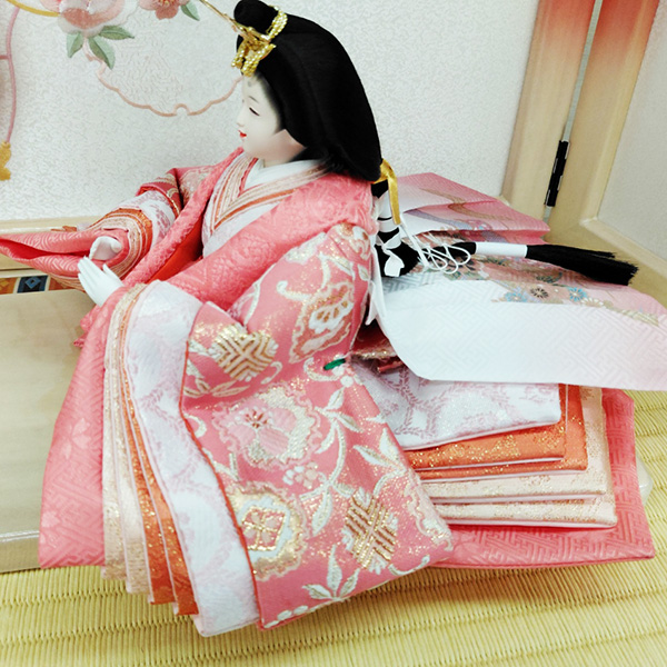 舞雛親王 白ピンクぼかし塗収納飾りの画像