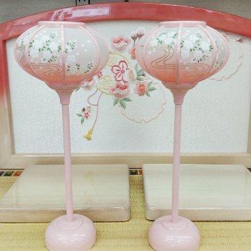 舞雛親王 白ピンクぼかし塗収納飾りの画像