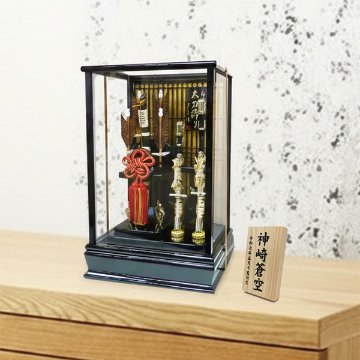 コンパクトな宝童作12号太刀飾り破魔弓は高級感があります