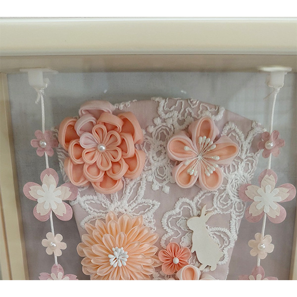 7号つまみ細工羽子板 凛 アクリルケース飾りの画像