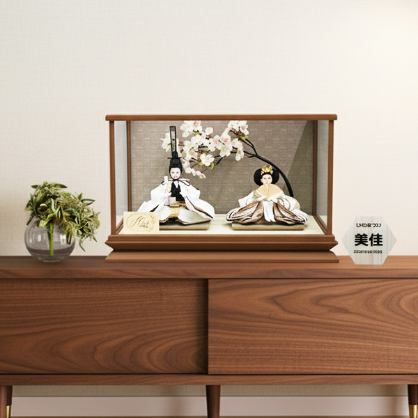 萌花 親王 LED照明付き アクリルケース飾の画像