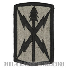 第516通信旅団（516th Signal Brigade）[UCP（ACU）/メロウエッジ/ベルクロ付パッチ]の画像