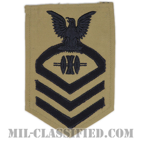 上等兵曹 光学機器員（Opticalman (OM)）[カーキ/Male（男性用）/腕章（Rating Badge）階級章]の画像