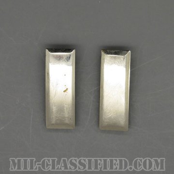 中尉（First Lieutenant (1LT)）[カラー/階級章/バッジ（ピンバック）/ペア（2個1組）/中古1点物]の画像