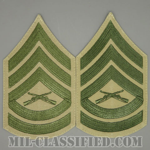 一等軍曹（Gunnery Sergeant (GySgt)）[グリーン・カーキ/海兵隊階級章/Large（男性用）/パッチ/ペア（2枚1組）/中古1点物]の画像