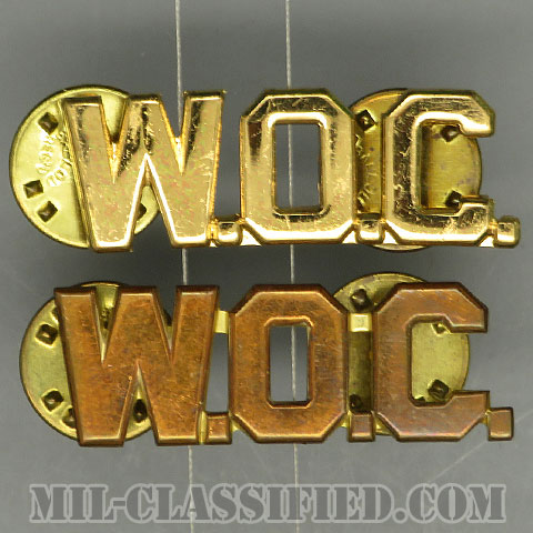 准尉候補生（W.O.C.）章（W.O.C. Letters Insignia）[カラー/兵科章/バッジ/ペア（2個1組）/中古1点物]の画像