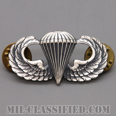 空挺章 (ベーシック)（Parachutist Badge, Basic）[カラー/1960s/燻し銀（銀張り・Silver Filled）/バッジ/中古1点物]の画像