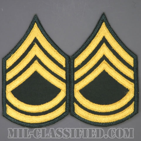 一等軍曹（Sergeant First Class (SFC)）[カラー（グリーン）/男性用/カットエッジ/階級章（1959-）/パッチ/中古1点物（ペア2枚1組）]の画像