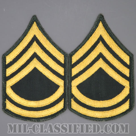 一等軍曹（Sergeant First Class (SFC)）[カラー（グリーン）/男性用/カットエッジ/階級章（1959-）/パッチ/中古1点物（ペア2枚1組）]の画像