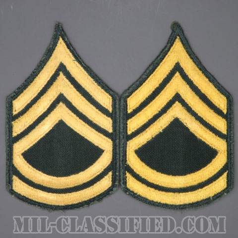 一等軍曹（Sergeant First Class (SFC)）[カラー（グリーン）/男性用/カットエッジ/階級章（1959-）/パッチ/中古1点物（ペア2枚1組）]の画像