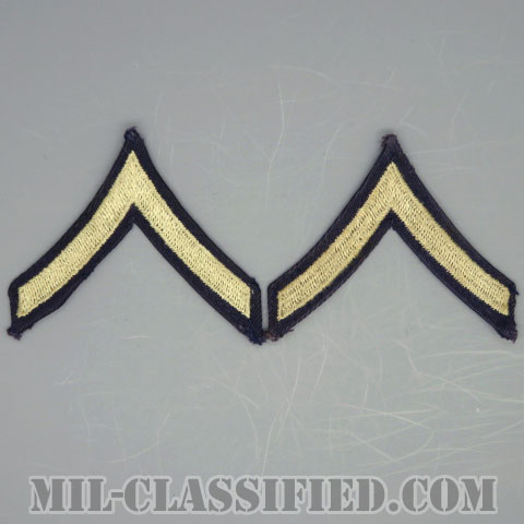 一等兵（Private First Class (PFC)）[ツイル生地刺繍タイプ/階級章（1942-1948）/パッチ/ペア（2枚1組）/中古1点物]の画像