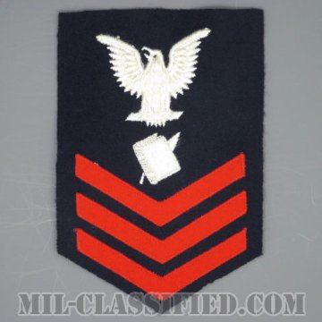 一等兵曹 人事担当者（Personnelman (PN)）[ネイビーブルー（レッド）/Male（男性用）/海軍階級章（1948-）/パッチ/1点物]の画像