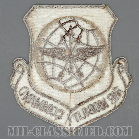航空機動軍団（Air Mobility Command）[デザート/カットエッジ/パッチ/中古1点物]の画像