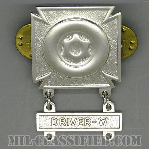 運転・整備技術章 (ドライバー・メカニック)（Driver and Mechanic Badge）[カラー/鏡面仕上げ/バッジ/中古1点物（バー1個付）]の画像