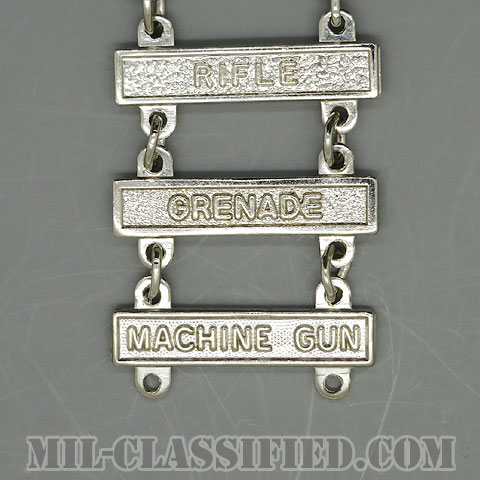 射撃技術章 (エキスパート)（Marksmanship Badge, Expert）[カラー/鏡面仕上げ/バッジ/中古1点物（バー3個付）]の画像