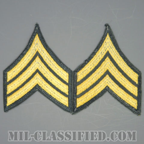 軍曹（Sergeant (SGT)）[カラー（グリーン）/男性用/カットエッジ/階級章（1959-）/パッチ/中古1点物（ペア2枚1組）]の画像