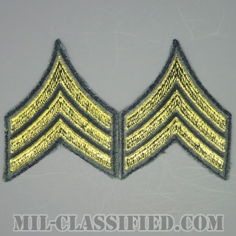 軍曹（Sergeant (SGT)）[カラー（グリーン）/男性用/カットエッジ/階級章（1959-）/パッチ/中古1点物（ペア2枚1組）]の画像