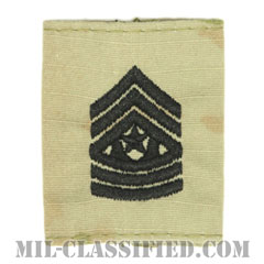 最先任上級曹長（Command Sergeant Major (CSM)）[OCP（3C）/ゴアテックスパーカー用スライドオン階級章]の画像