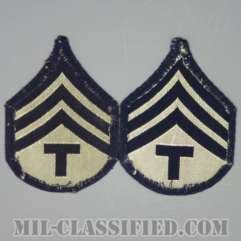 技術軍曹 (T/4)（Technician 4th Grade）[機械織りタイプ/階級章（1942-1948）/パッチ/ペア（2枚1組）/中古1点物]の画像