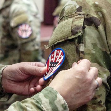 在日米軍（U.S. Forces Japan Army Element (USFJ)）[カラー/メロウエッジ/ベルクロ付パッチ]の画像