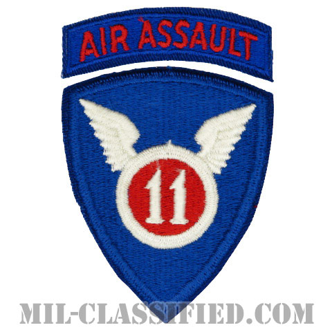 第11空中突撃師団（11th Air Assault Division）[カラー/カットエッジ/パッチ/エアアサルトタブ付]の画像
