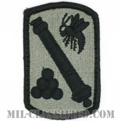 第113野戦砲兵旅団（113th Field Artillery Brigade ）[UCP（ACU）/メロウエッジ/ベルクロ付パッチ]の画像