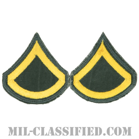 上等兵（Private First Class (PFC)）[カラー（グリーン）/男性用/カットエッジ/階級章（1968-）/パッチ/中古1点物（ペア2枚1組）]の画像