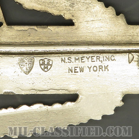 戦闘歩兵章 (セカンド)（Combat Infantryman Badge (CIB), Second Award）[カラー/1960s/鏡面仕上げ/バッジ/中古1点物]の画像