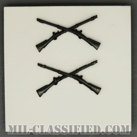 歩兵科章（Infantry Branch Insignia）[サブデュード/兵科章/1969年ロット/バッジ/ペア（2個1組）]の画像