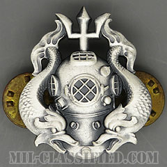 潜水員章 (最上級)（Diver Badge, Master）[カラー/1960s/燻し銀（銀張り・Silver Filled）/バッジ/中古1点物]の画像
