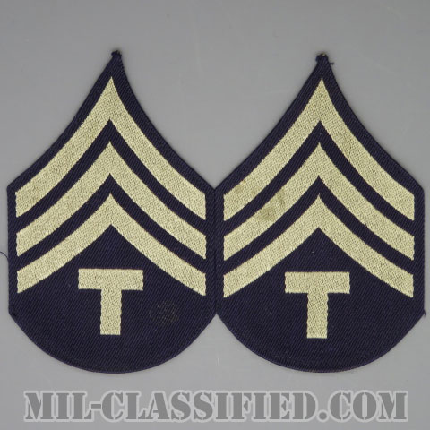 技術軍曹 (T/4)（Technician 4th Grade）[機械織りタイプ/階級章（1942-1948）/パッチ/ペア（2枚1組）/中古1点物]の画像